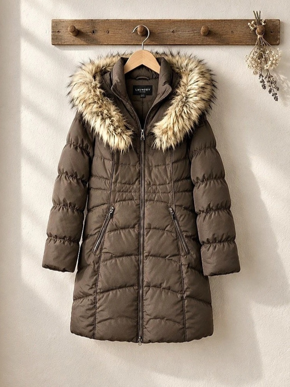 Laundry by Shelli Segal Faux Fur Trim Down Puffer Coat Brown Medium